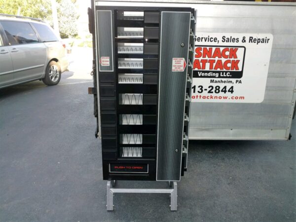 ANTARES SNACK VENDING MACHINE STAND - Image 3