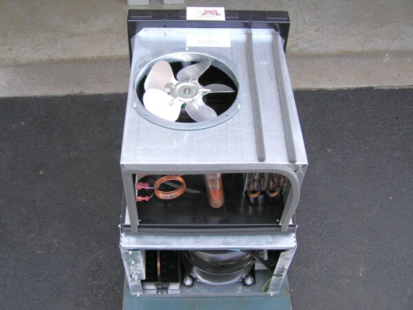 DIXIE NARCO BEV MAX 5000 COMPLETE REFRIGERATION UNIT (105363) / New