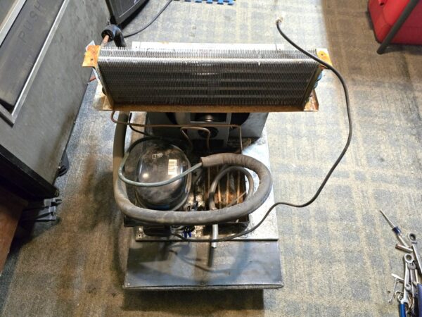 FSI CB700 / 3151 COMPLETE REFRIGERATION DECK – Used - Image 3
