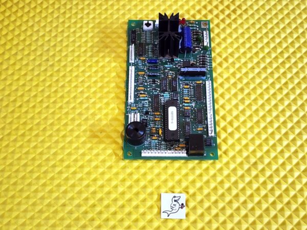 POLYVEND 6635 SNACK MACHINE CONTROL BOARD / Eprom#909994-5