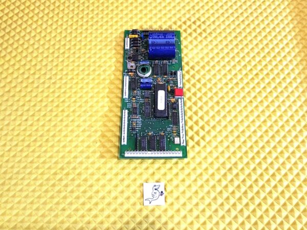 SAVAMCO 1462 SNACK or COMBO MACHINE MAC 22 CONTROL BOARD with LED DISPLAY on BACKSIDE