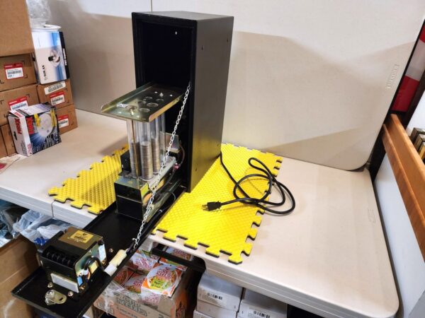 VM010 DOLLAR BILL CHANGER – Accepts new $1 & 5 / Reconditioned - Image 5